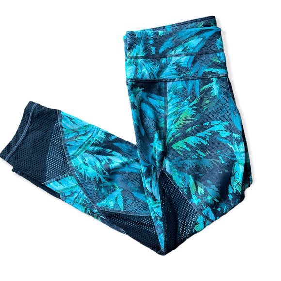 Athleta Leggings 3/4 length small - Picture 1 of 7